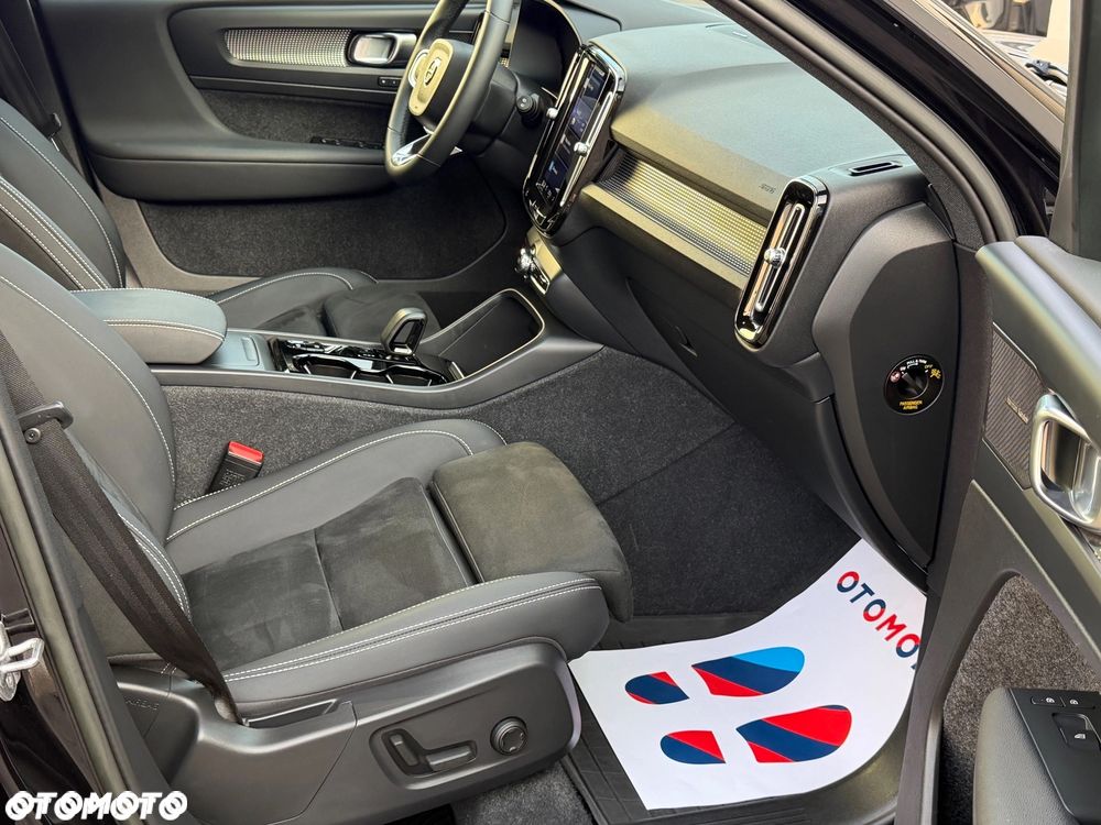 Volvo Xc 40 2023 photo 3