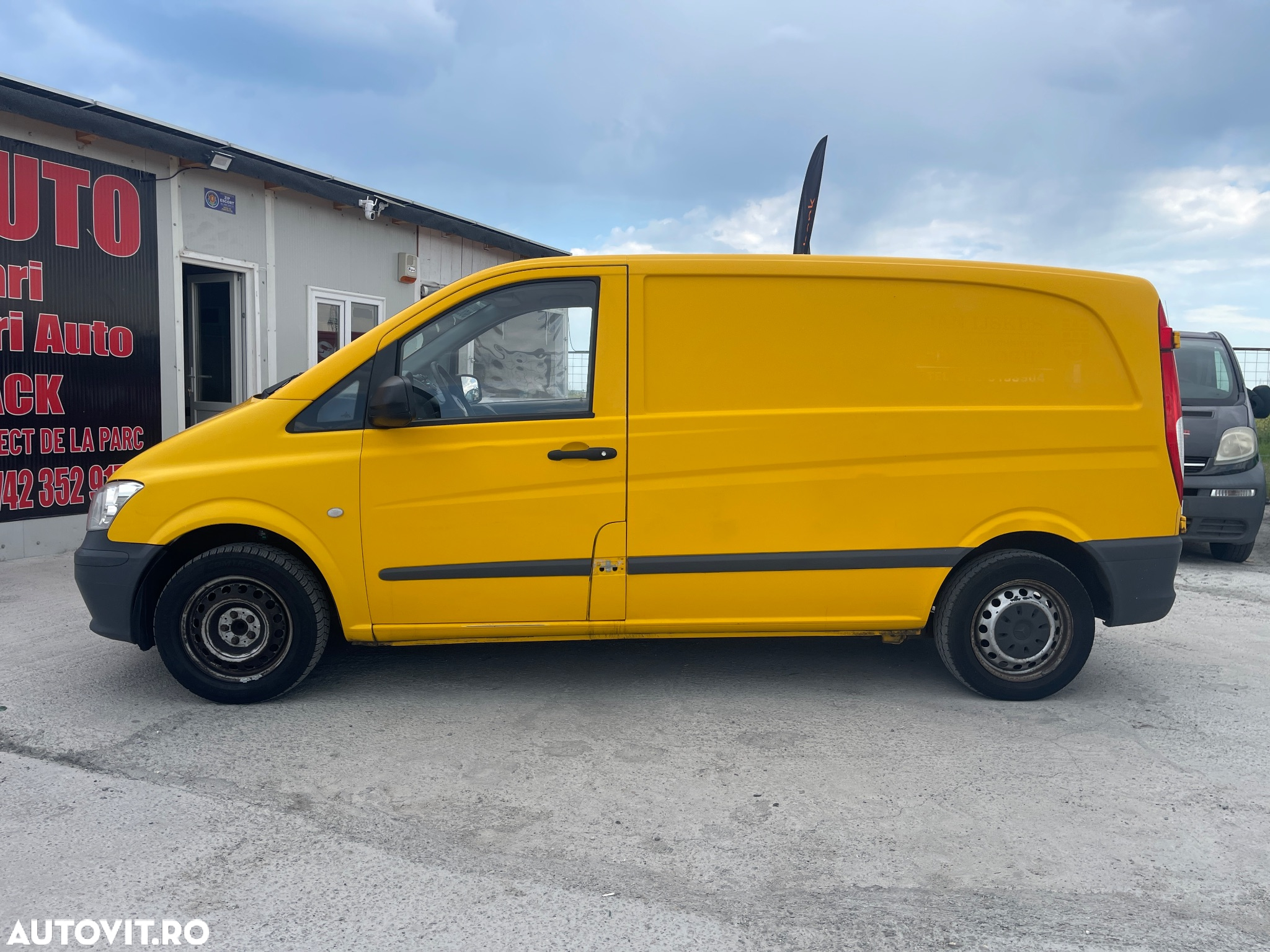 Mercedes-Benz Vito - 15