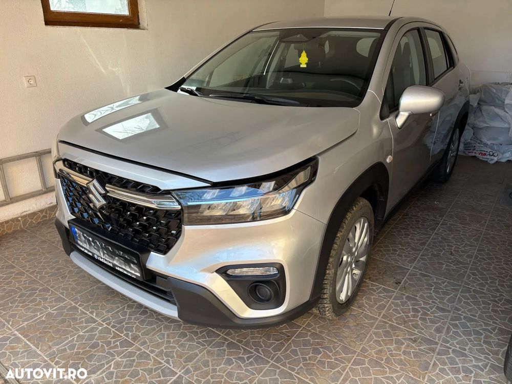 Suzuki S-Cross - 1