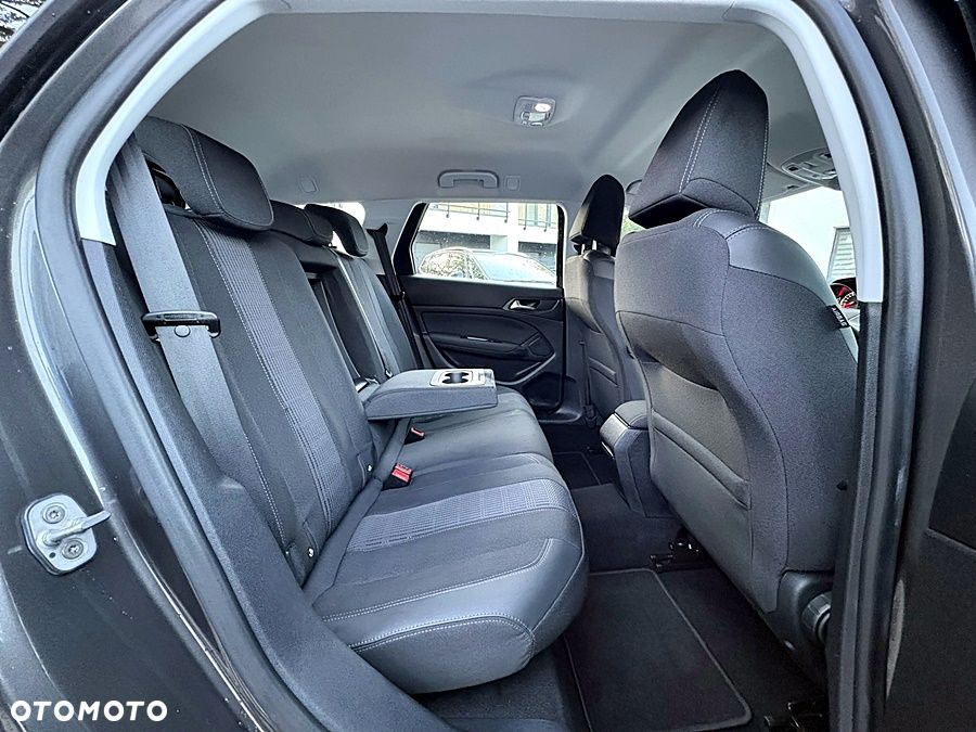 Peugeot 308 1.5 BlueHDi Allure S&S - 19