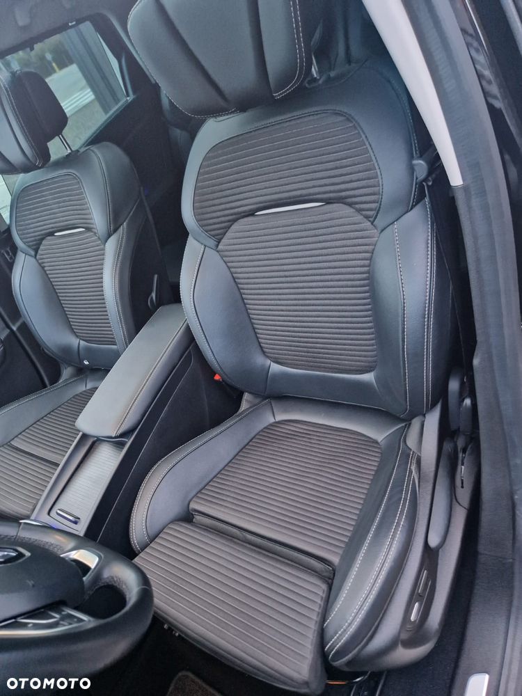 Renault Scenic - 29