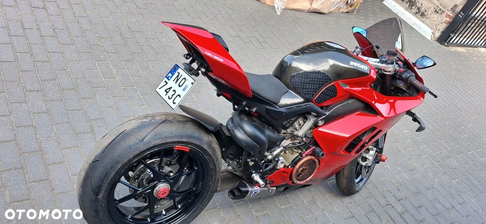 Ducati Panigale V4 - 9