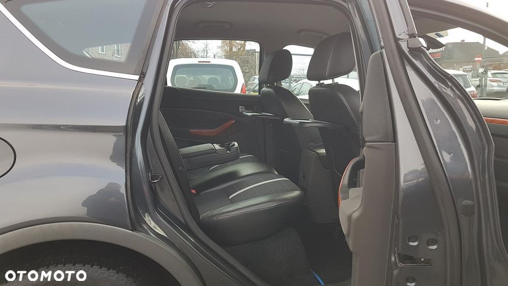 Ford Kuga 2.0 TDCi 4x4 Titanium - 26