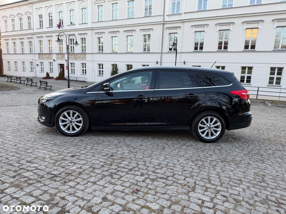 Ford Focus 1.0 EcoBoost Titanium Business - 29
