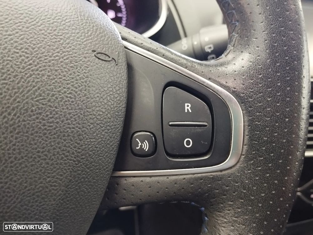 Renault Clio Sport Tourer 1.5 dCi GT Line - 20