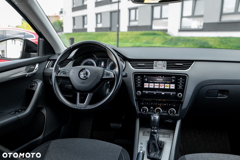 Skoda Octavia 1.5 TSI ACT DSG Soleil - 27