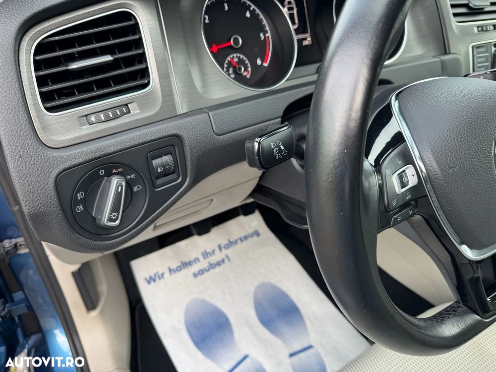 Volkswagen Golf 1.6 TDI BMT Comfortline - 12