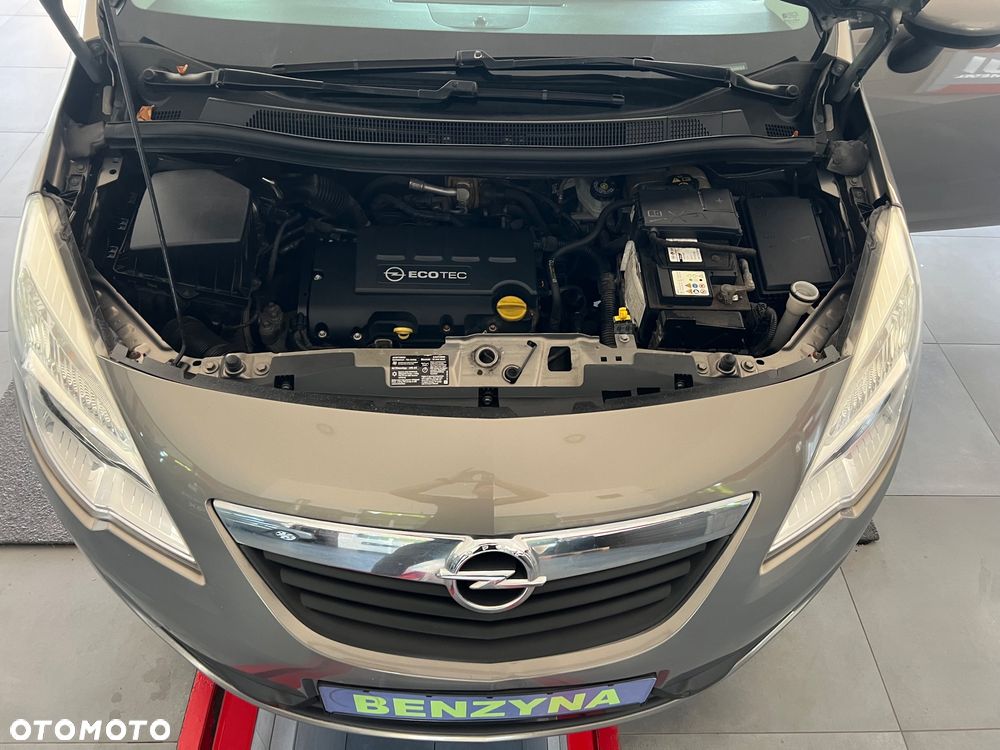 Opel Meriva - 10