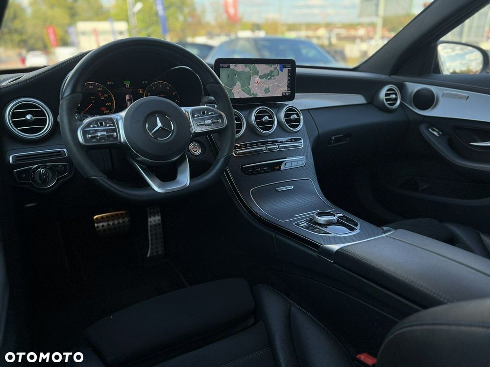 Mercedes-Benz Klasa C 300 T 9G-TRONIC Night Edition - 13