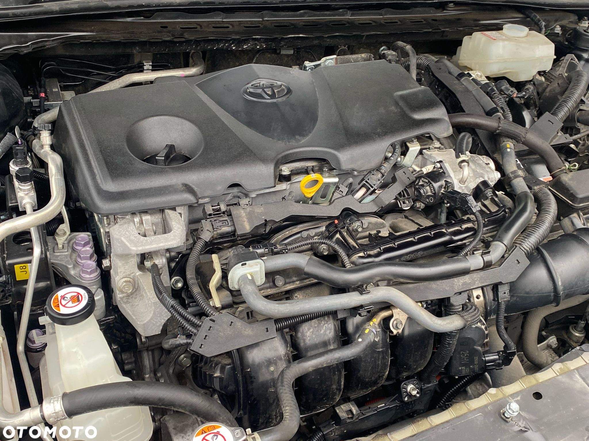 Toyota Camry 2.5 Hybrid Comfort CVT - 8