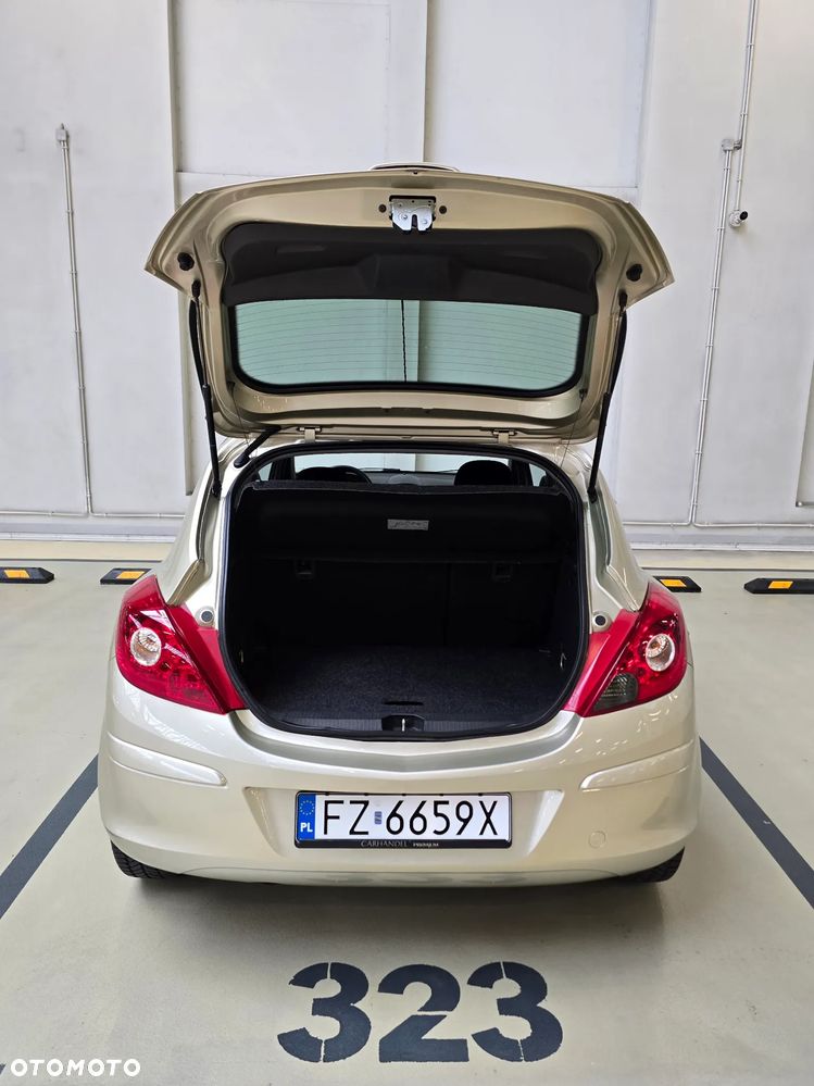 Opel Corsa 1.4 16V Innovation 110 Jahre - 23