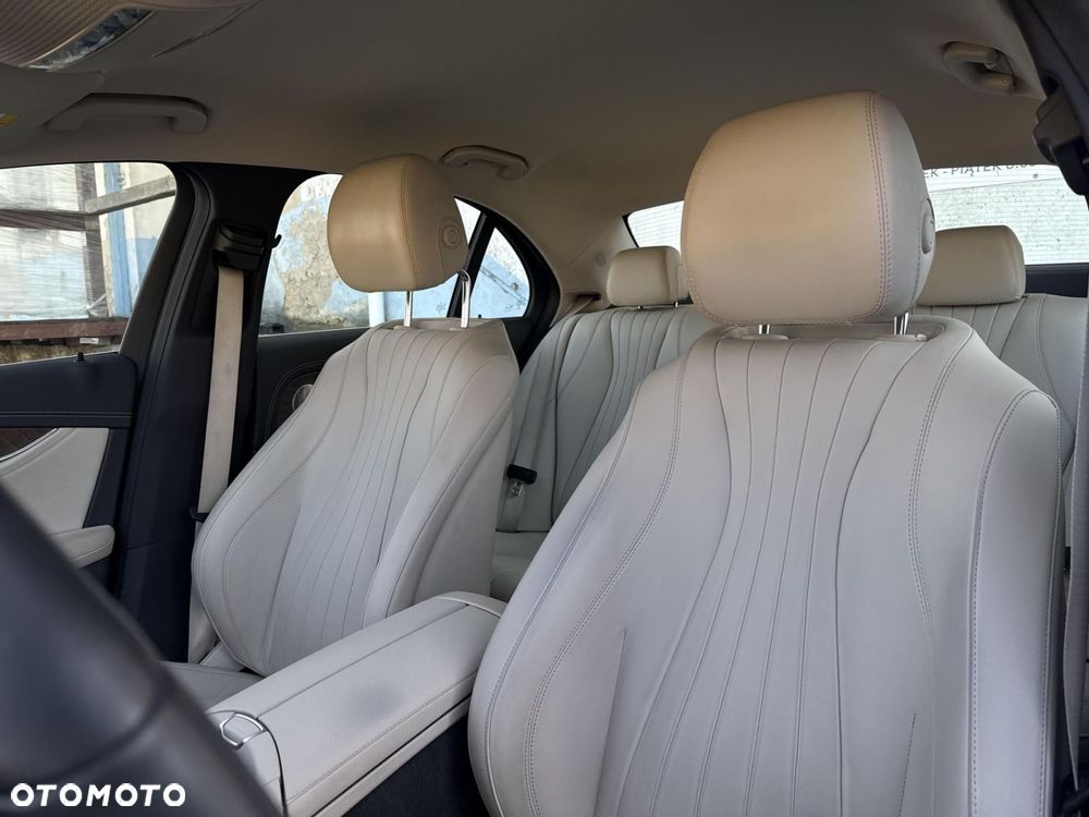 Mercedes-Benz Klasa E - 10