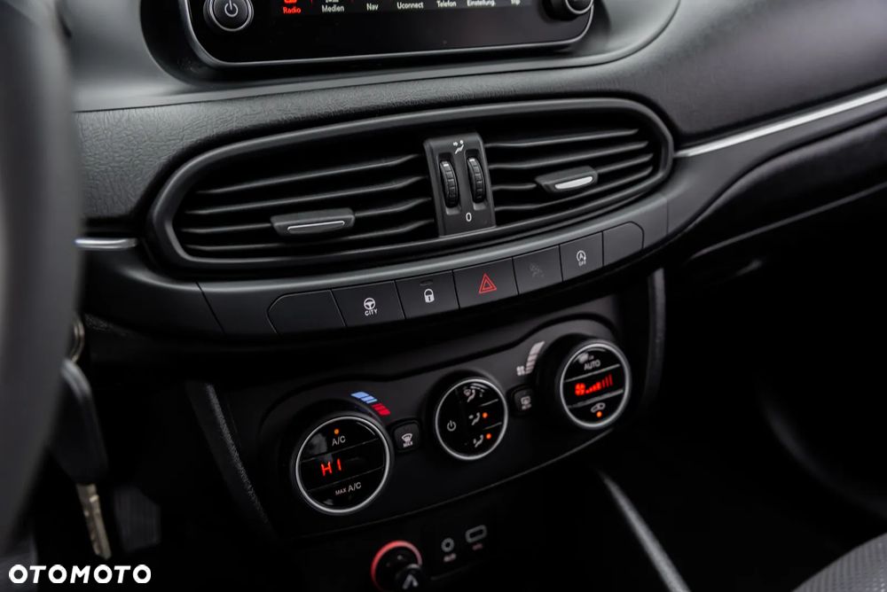 Fiat Tipo 1.4 T-Jet Sport - 32