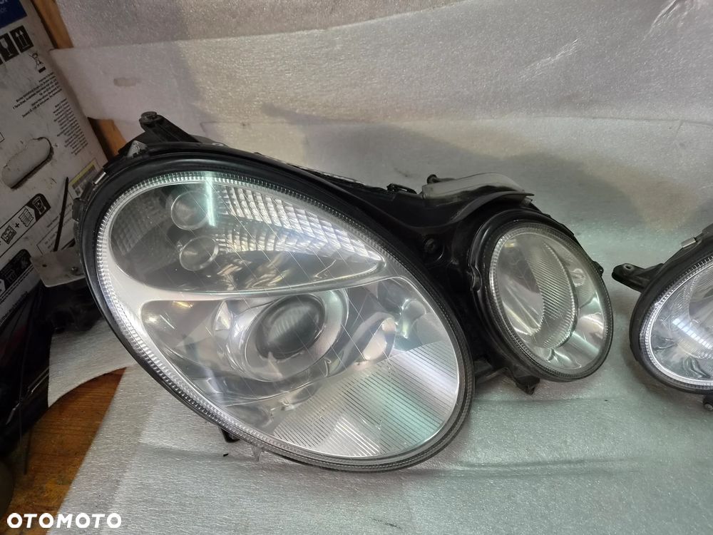 Lampa lampy przód Mercedes E Klasa W211 Xenon przed liftem - 4