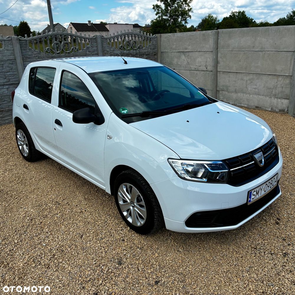 Dacia Sandero SCe 75 Essential - 1