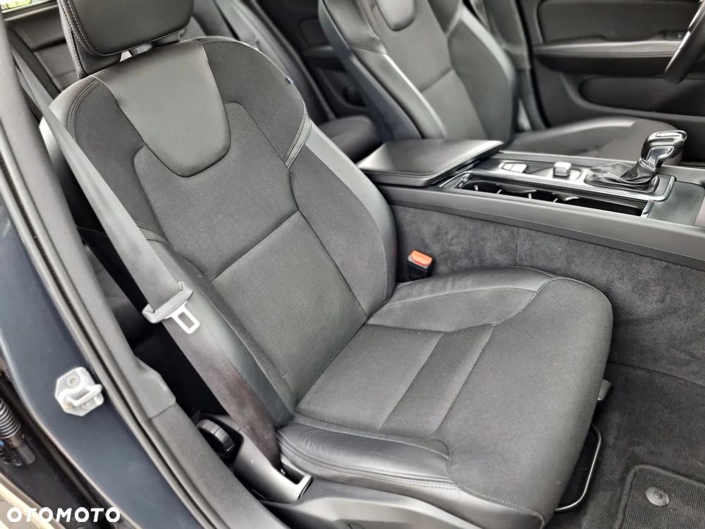 Volvo V60 T5 Geartronic Momentum - 20