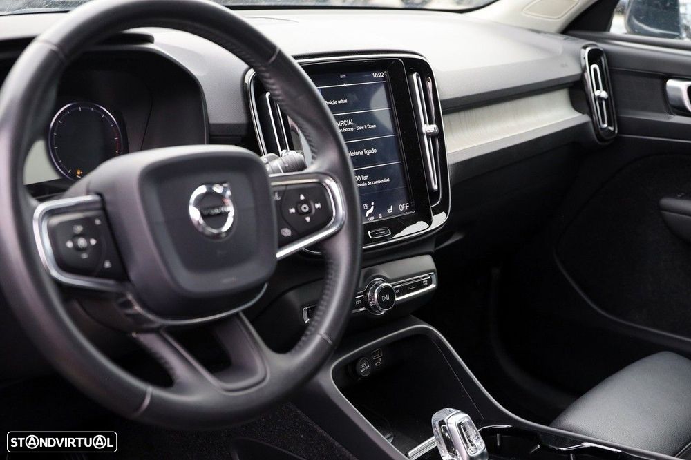 Volvo XC 40 2.0 D3 Inscription AWD Geartronic - 13