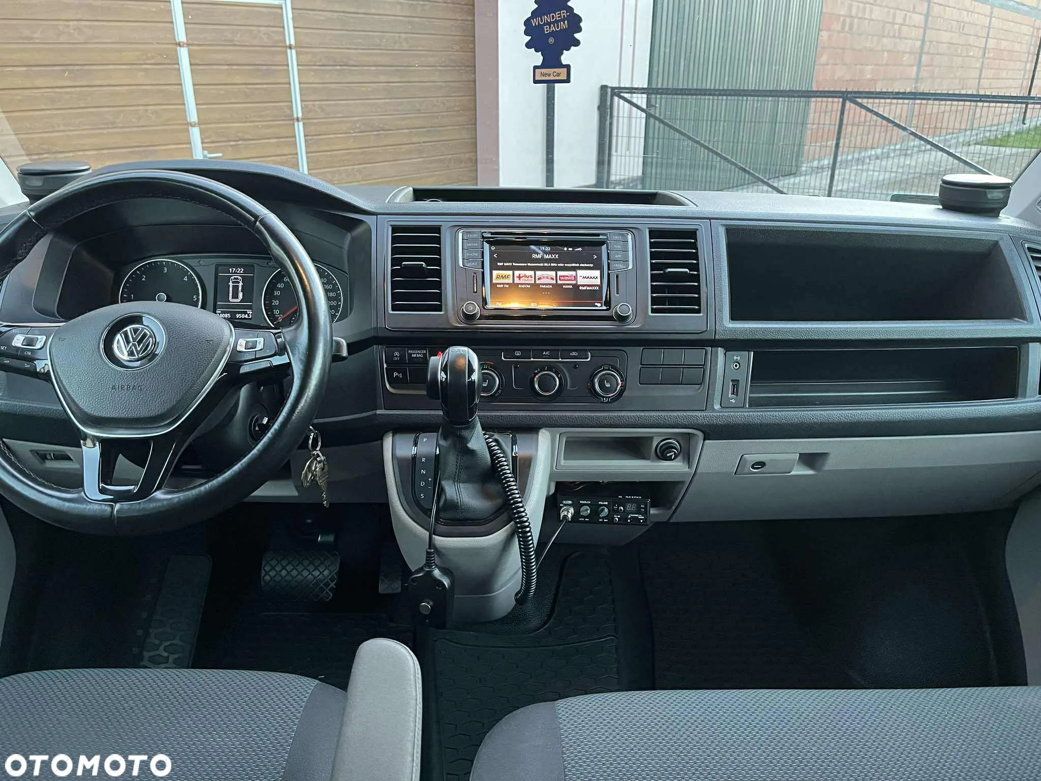 Volkswagen Transporter T6 TDI L2H1 DSG - 14