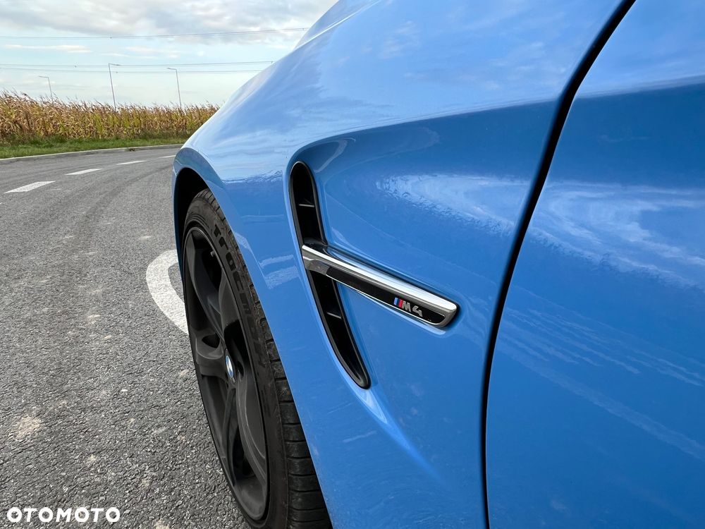 BMW M4 Cabrio DKG - 23