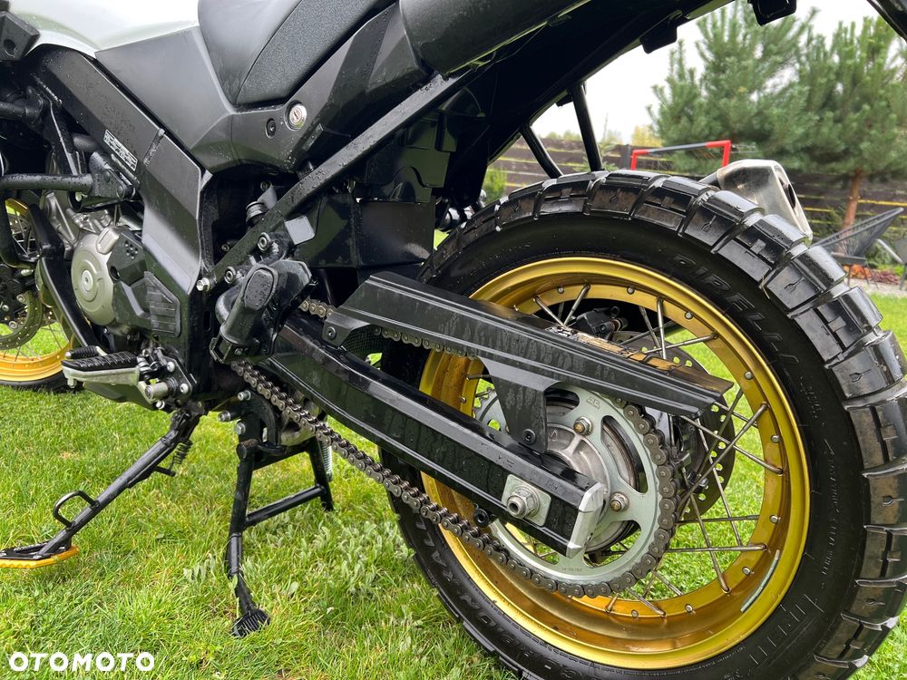 Suzuki DL - 12