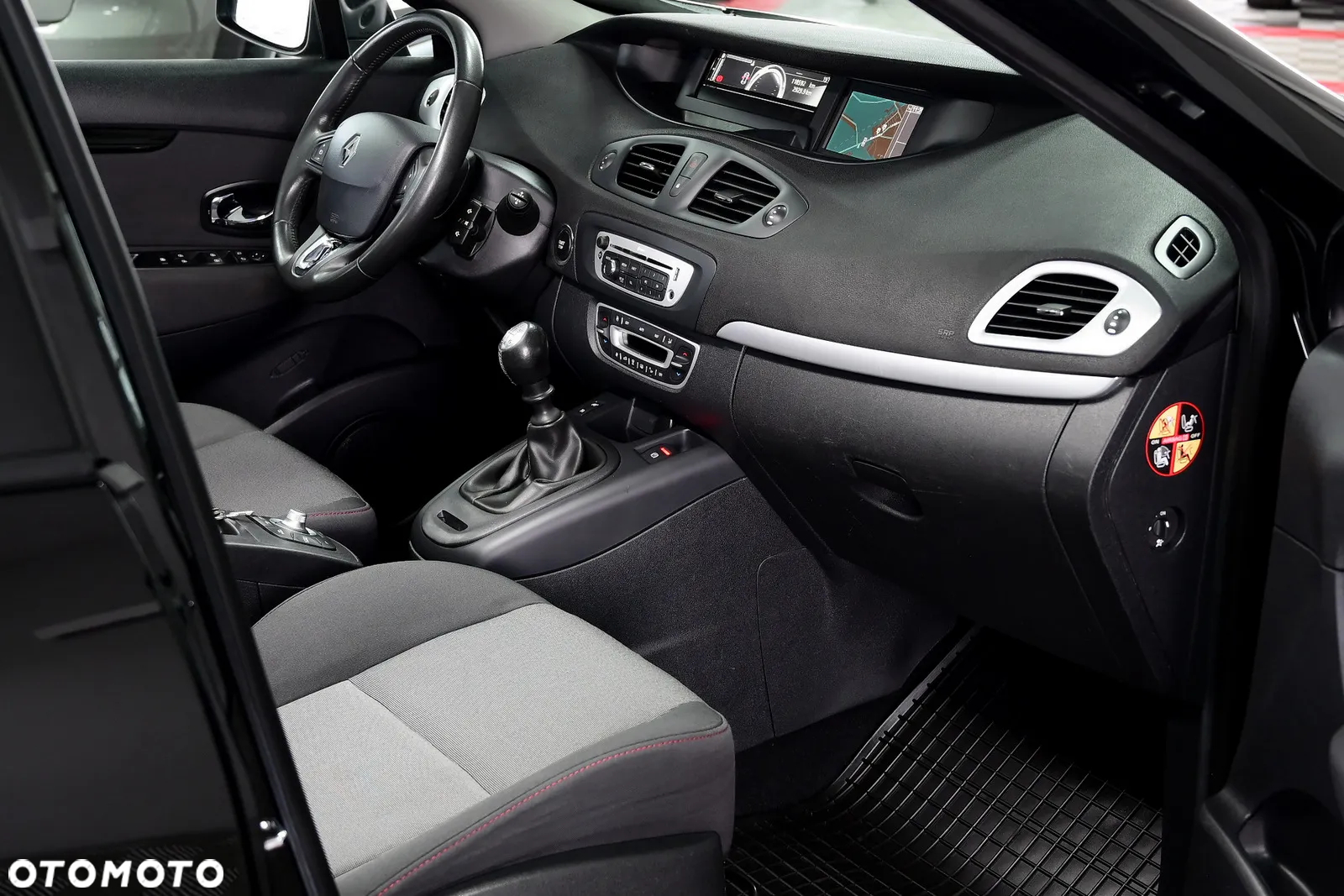 Renault Scenic - 10
