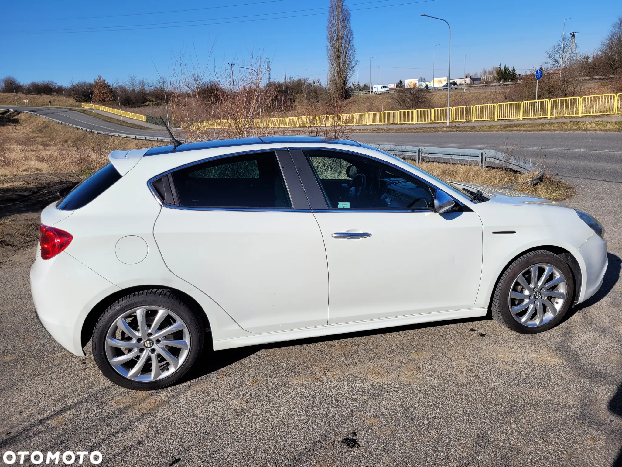 Alfa Romeo Giulietta 1.6 JTDM Distinctive - 7