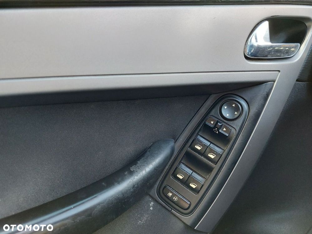 Citroën C4 Picasso - 23