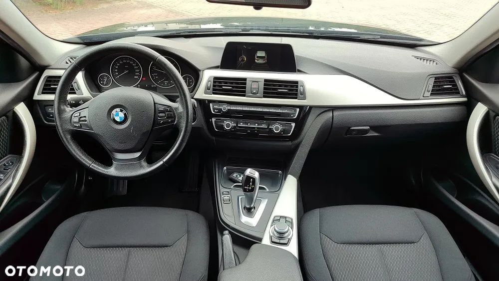 BMW Seria 3 - 37