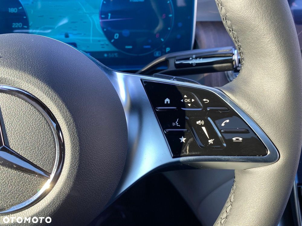 Mercedes-Benz GLC - 14