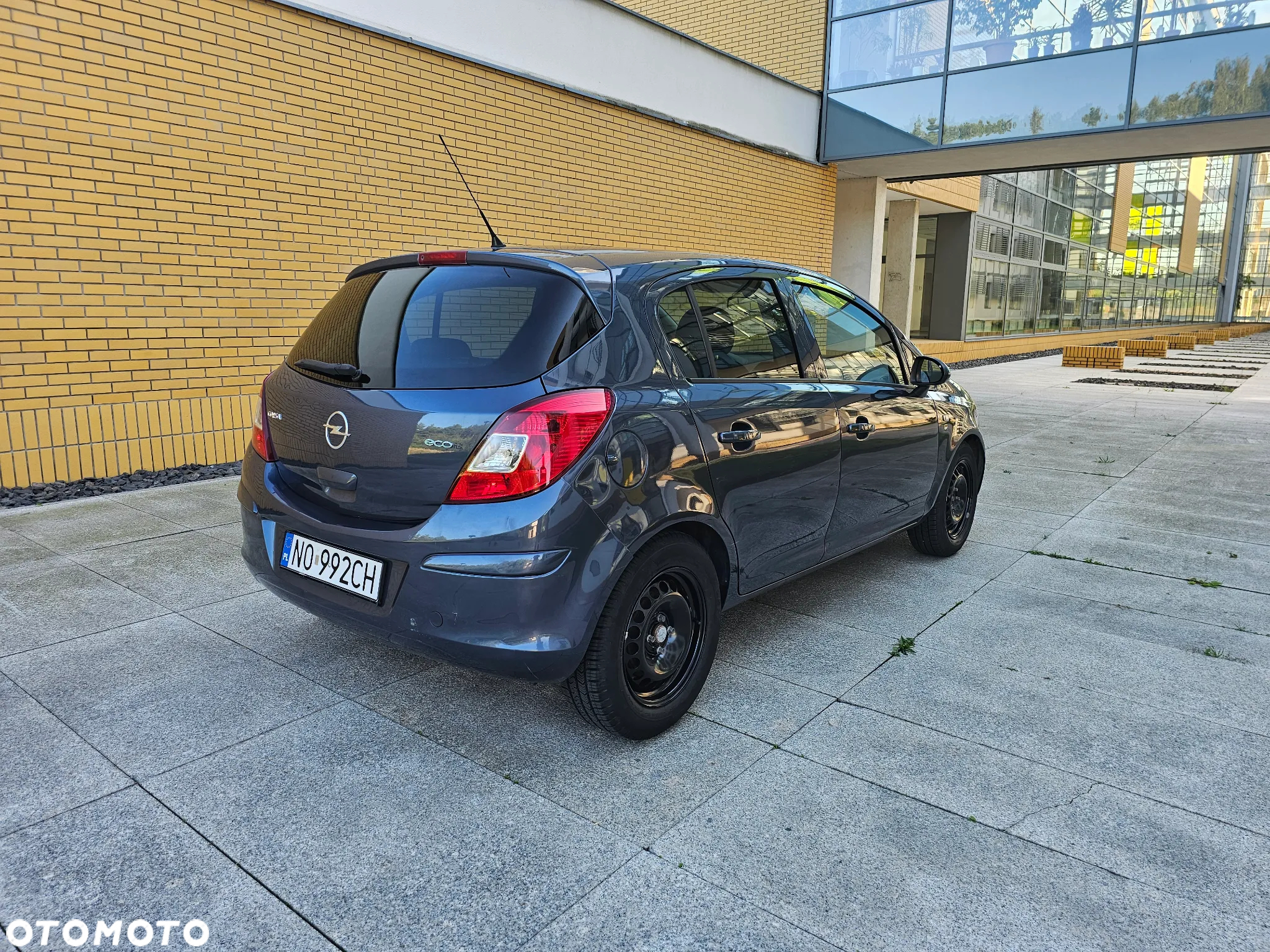 Opel Corsa 1.2 16V 111 - 5