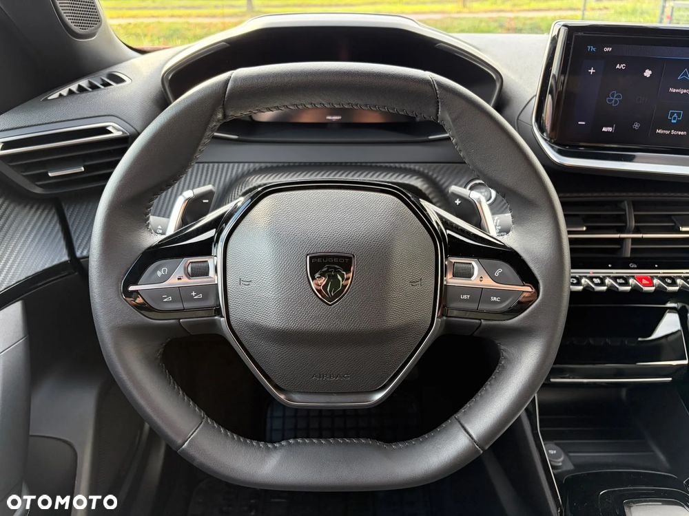 Peugeot 2008 1.2 PureTech Allure S&S EAT8 - 20