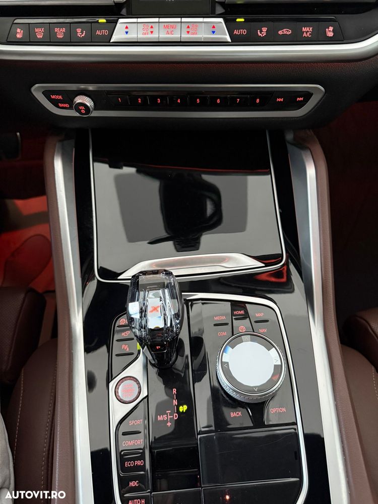 BMW X6 xDrive40i - 26