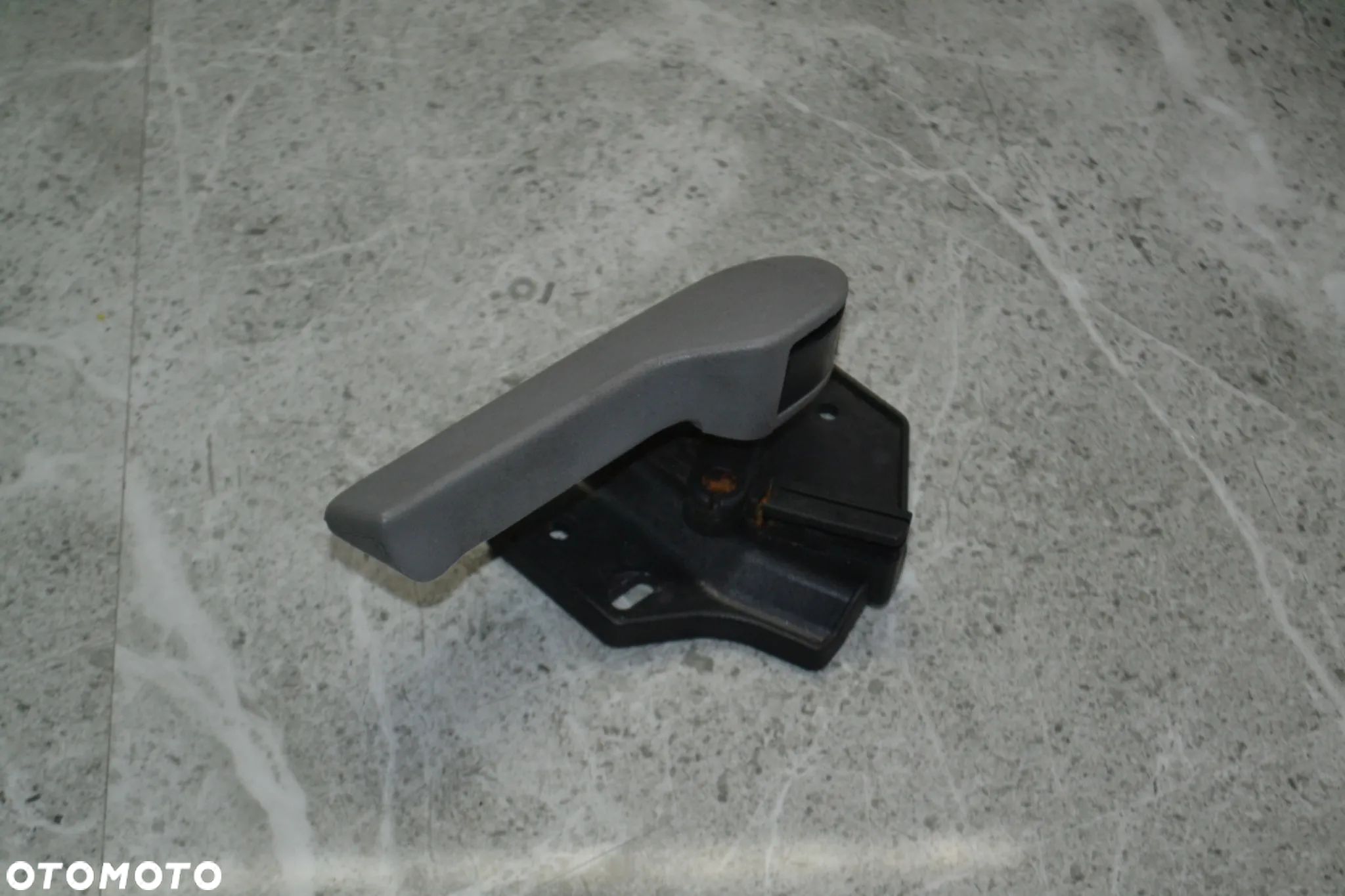 VW T5 RĄCZKA OTWIERANIA MASKI POKRYWY SILNIKA 7H1823633B 1J1823533C - 1