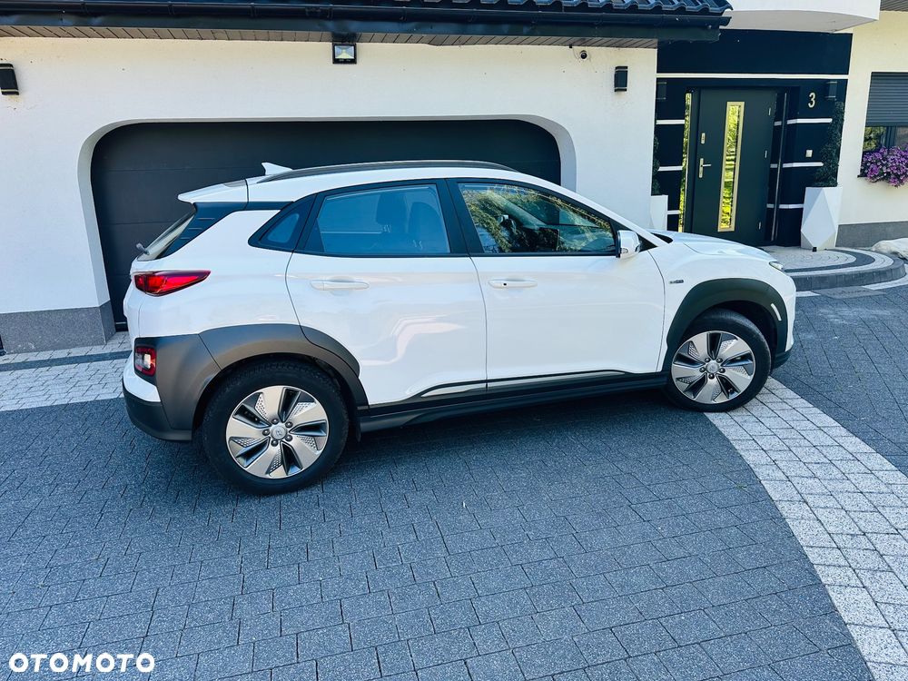 Hyundai Kona - 21