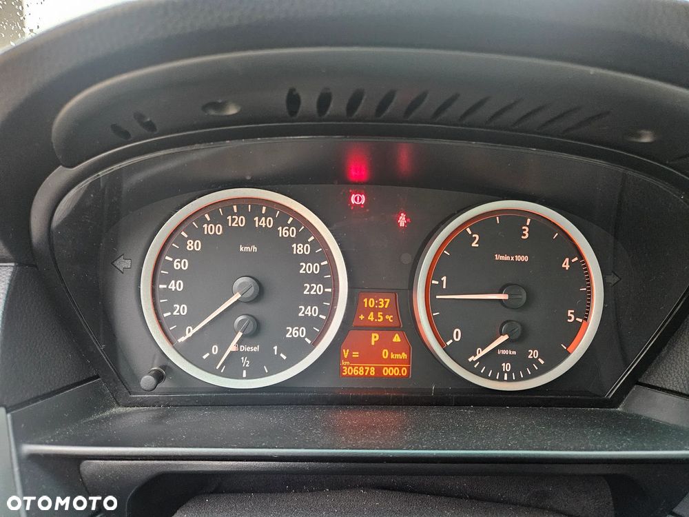 BMW Seria 5 530d - 11