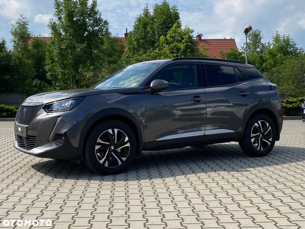 Peugeot 2008 1.5 BlueHDi Allure S&S - 32
