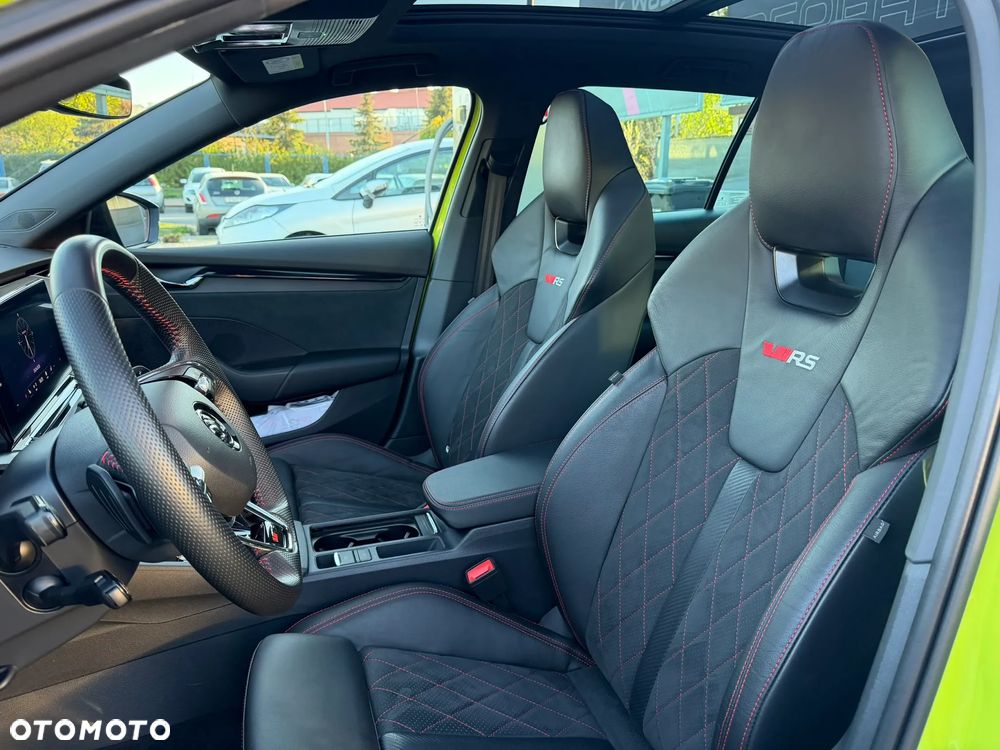 Skoda Octavia 2.0 TSI RS DSG - 11