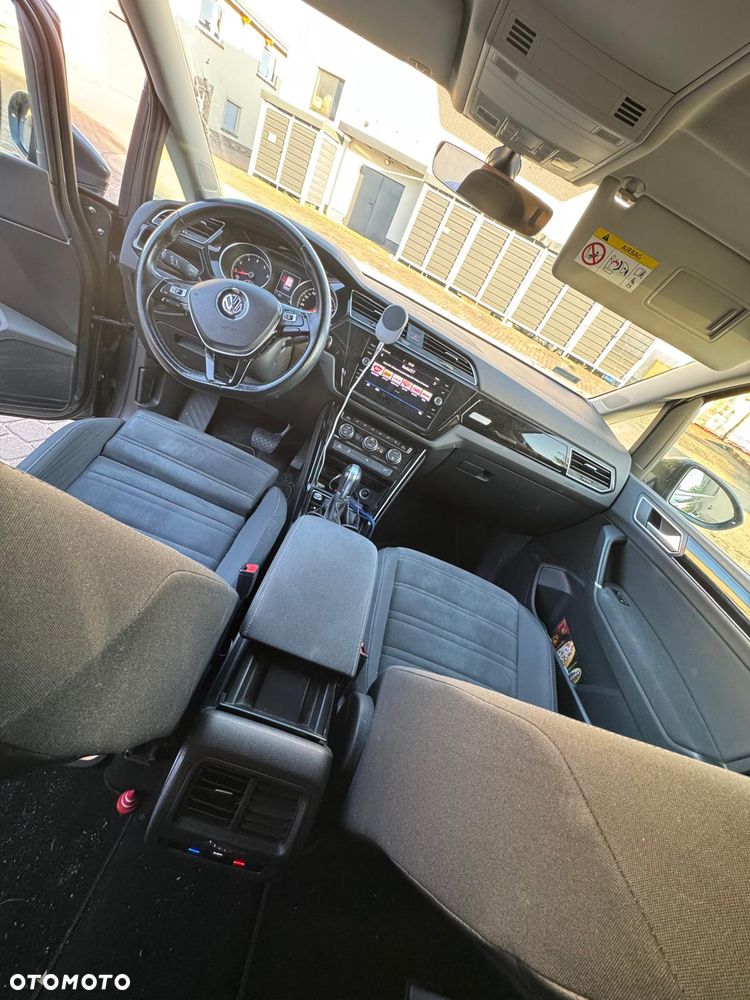 Volkswagen Touran 1.4 TSI BMT Highline DSG - 5