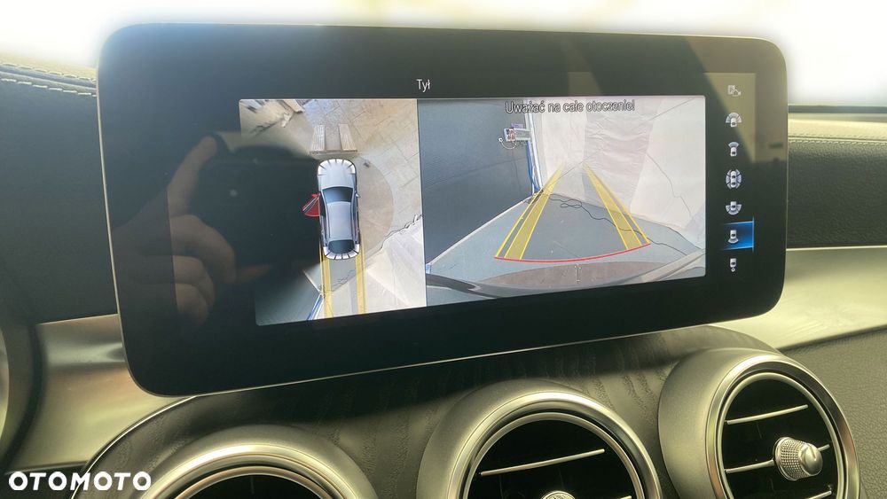 Mercedes-Benz GLC 300 4-Matic - 24