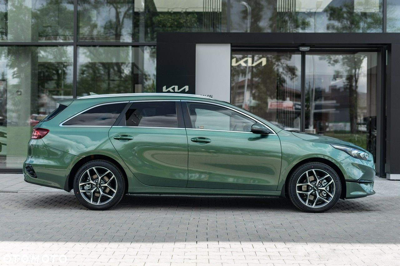 Kia Ceed - 6