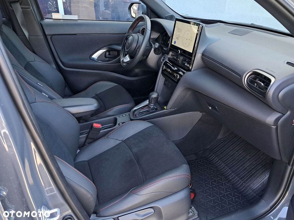Toyota Yaris Cross Hybrid 1.5 GR Sport - 10
