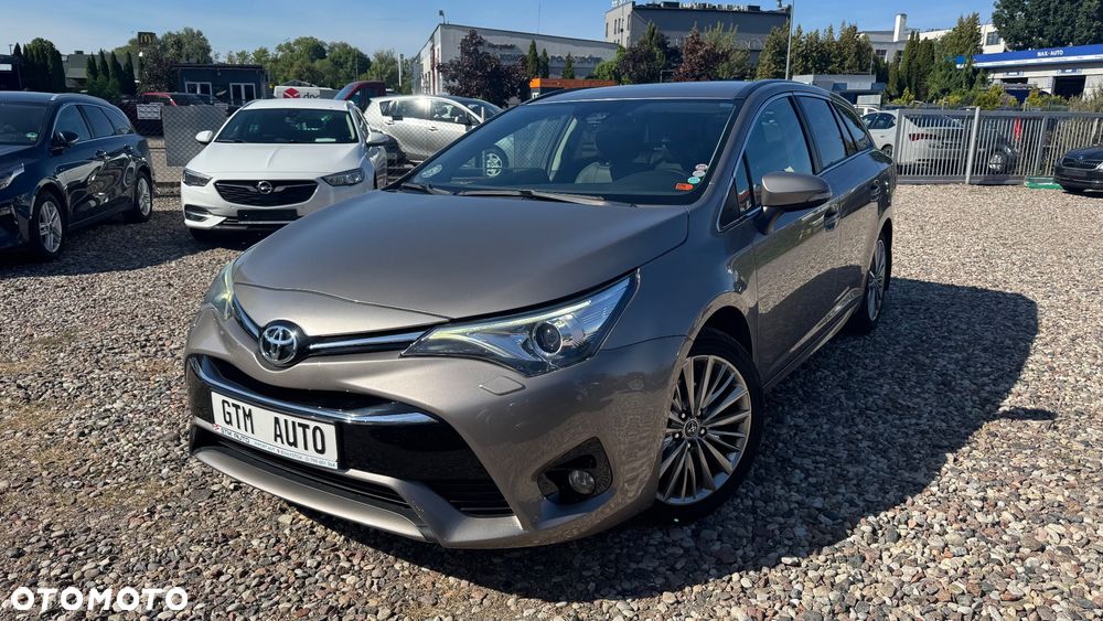 Toyota Avensis Touring Sports 1.8 Multidrive S Executive - 3