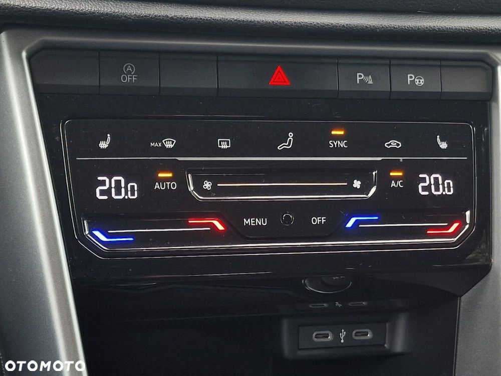 Volkswagen T-Roc 1.5 TSI Life DSG - 27