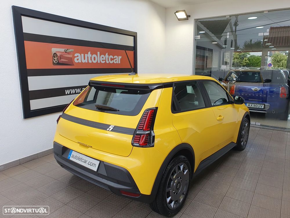 Renault 5 E-Tech R Evolution 120 Urban Range - 8