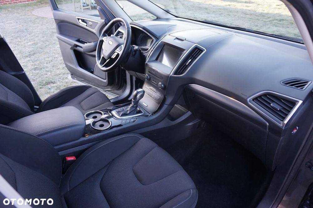 Ford S-Max 2.0 TDCi Titanium PowerShift - 25