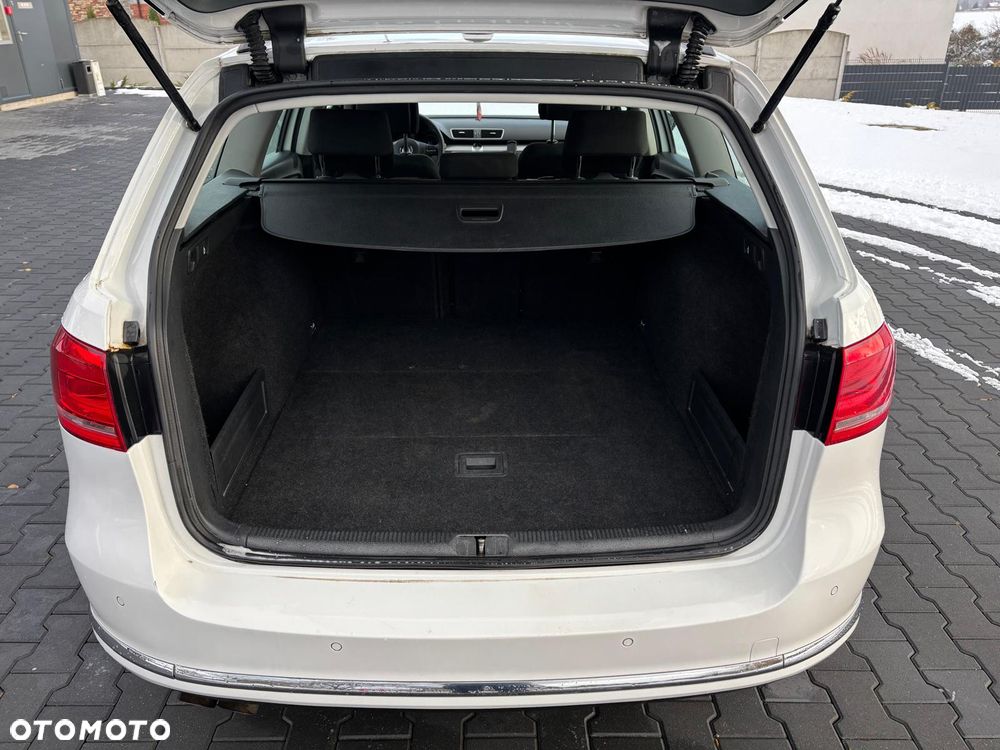 Volkswagen Passat 2.0 TDI BlueMotion Technology Comfortline - 10