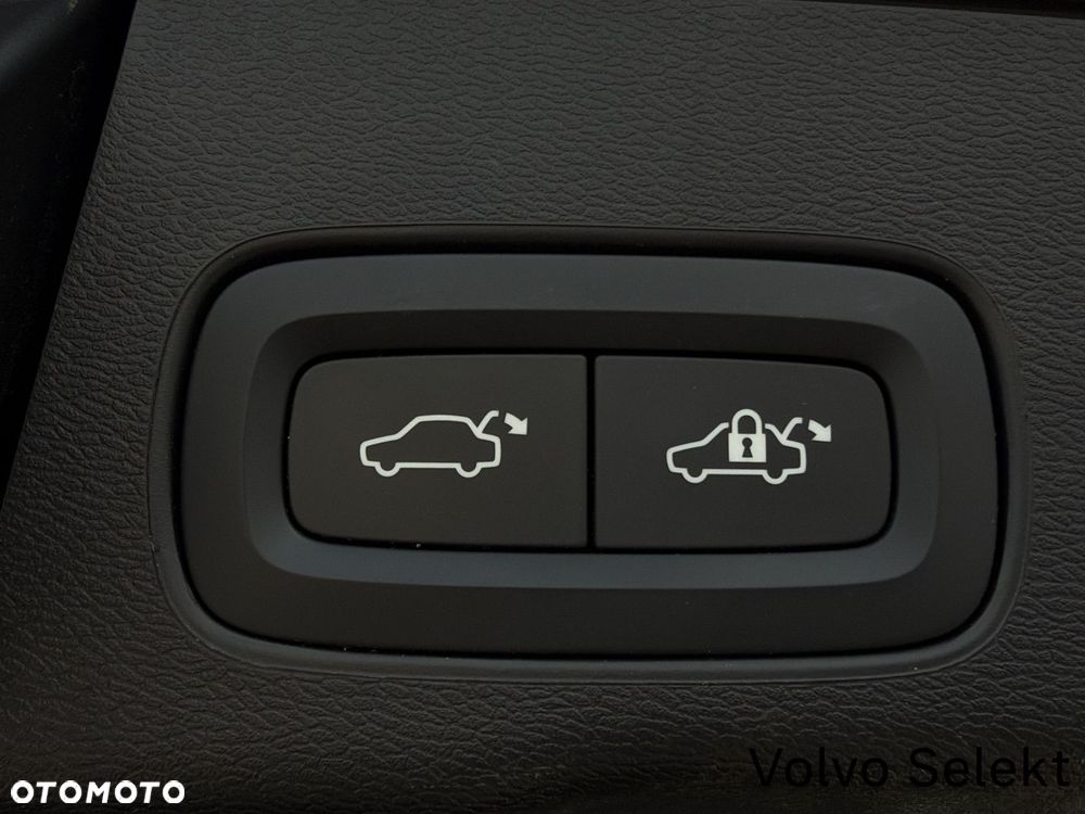 Volvo XC 60 - 22