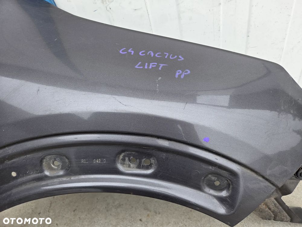 Błotnik przedni prawy Citroen C4 Cactus - 3