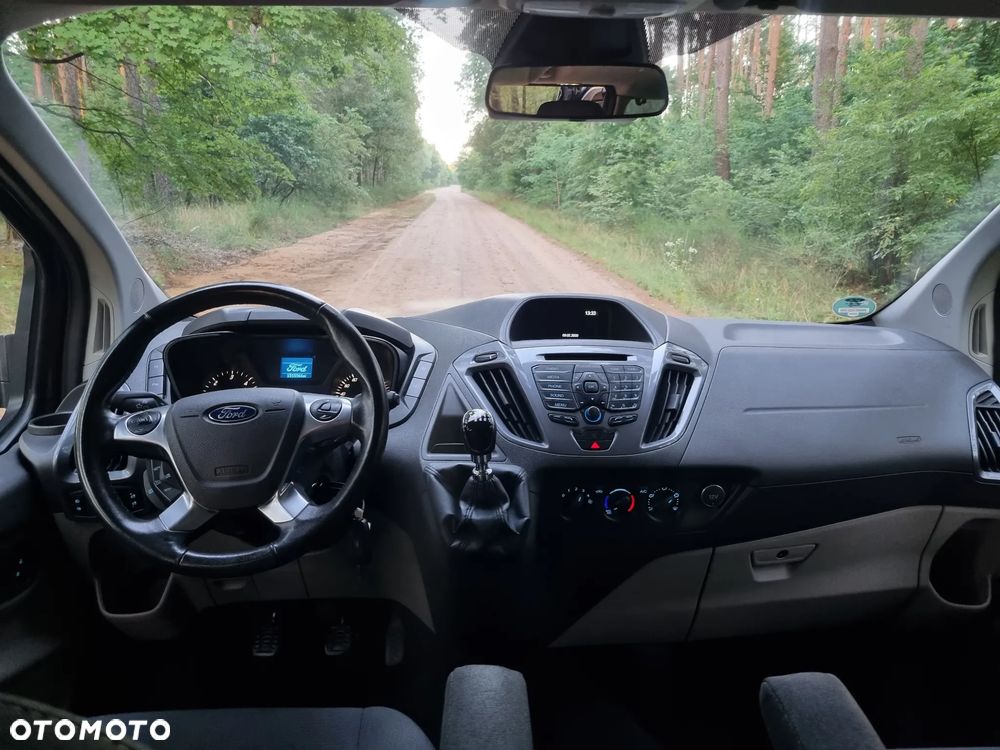 Ford Transit Custom 310 L2H1 Limited - 13