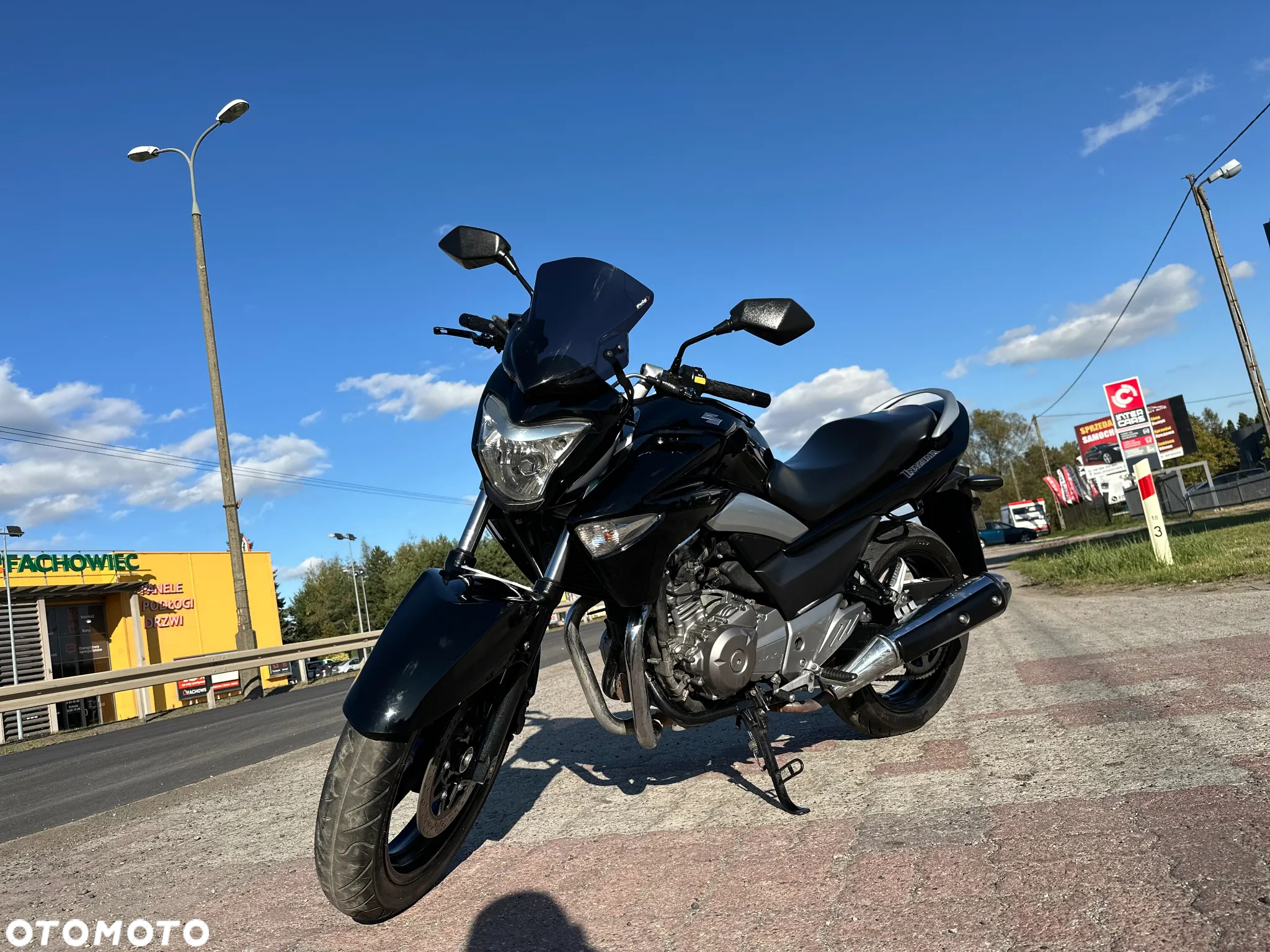 Suzuki GW 250 - 4